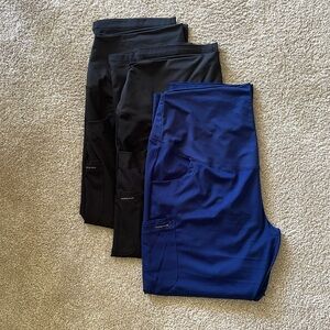 Rose Maternity Cargo Pants - Bundle of 3 Pants XL (2 black, 1 navy)